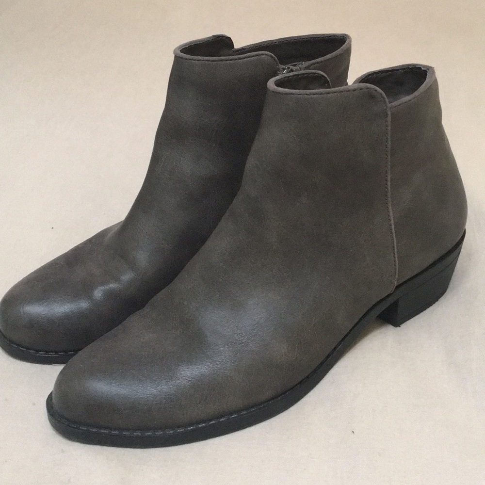 Forever 21 ankle boots with zippers